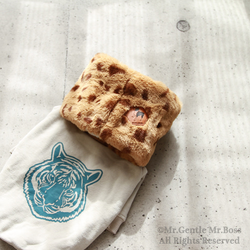 エコーファー☆Beige☆レオパード柄 ネックウォーマー 犬服 ペット服