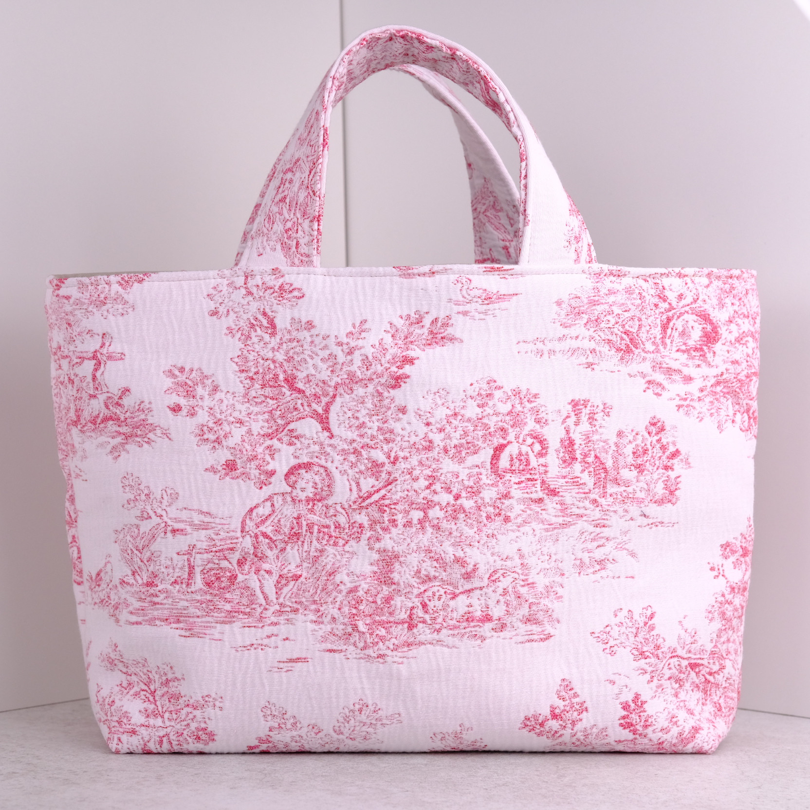 ラスト1点‼︎SALE!!!20%OFF【フランス生地✳︎ ジャガード織　トワル・ド・ジュイ】トートバッグ