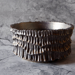 7.5号燻し金彩盆栽鉢669　塊根植物　多肉植物　盆栽　植木鉢　作家鉢　鉢皿　沖縄 1枚目の画像