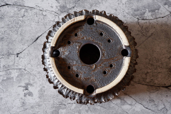 7.5号燻し金彩盆栽鉢669　塊根植物　多肉植物　盆栽　植木鉢　作家鉢　鉢皿　沖縄 7枚目の画像