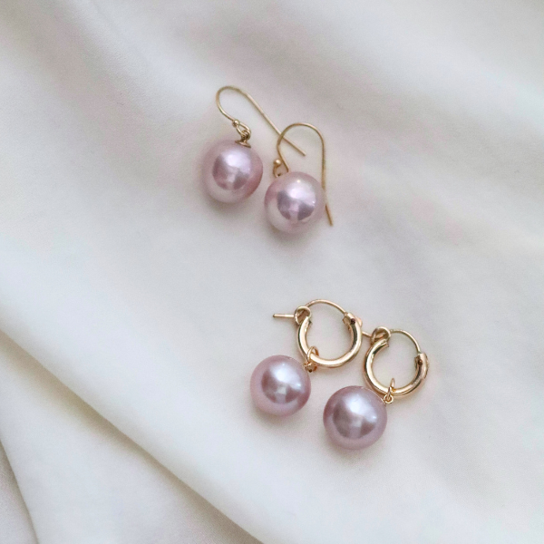 淡水パール　真珠　ピンク　フック金具 淡水パール真珠（ピンク～ペールパープル系）/片穴パール（ボタン3.5