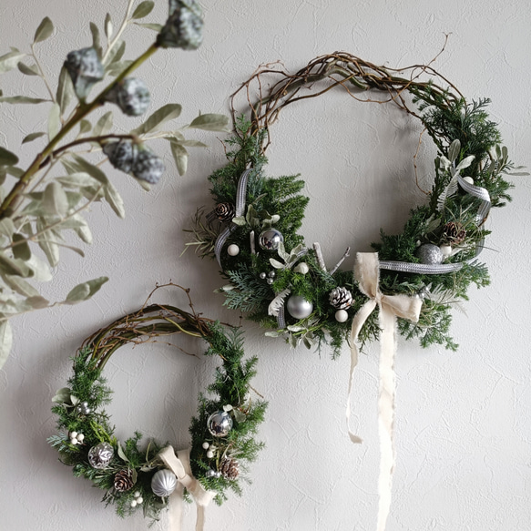 シャビーなクリスマスリース silver×white 早割クリスマス2025
