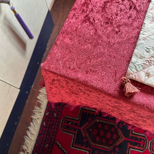 海外製ロココ調ベルベット✖️シフォンフリル タロット用テーブル