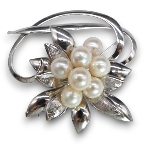 花珠級のテリ巻き 大珠 セミラウンド アコヤパール 8.4〜9.0㎜ M657 花珠級のテリ巻き 大珠 セミラウンド アコヤパール 8.4〜9.0㎜