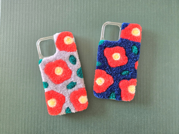 iPhone12椿のふわふわ刺繍スマホカバー スマホケース パンチニードル