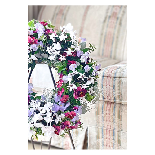 ビオラとガーデンシクラメンの寄せ植えリース ☆*:.｡. 幸せのwreath