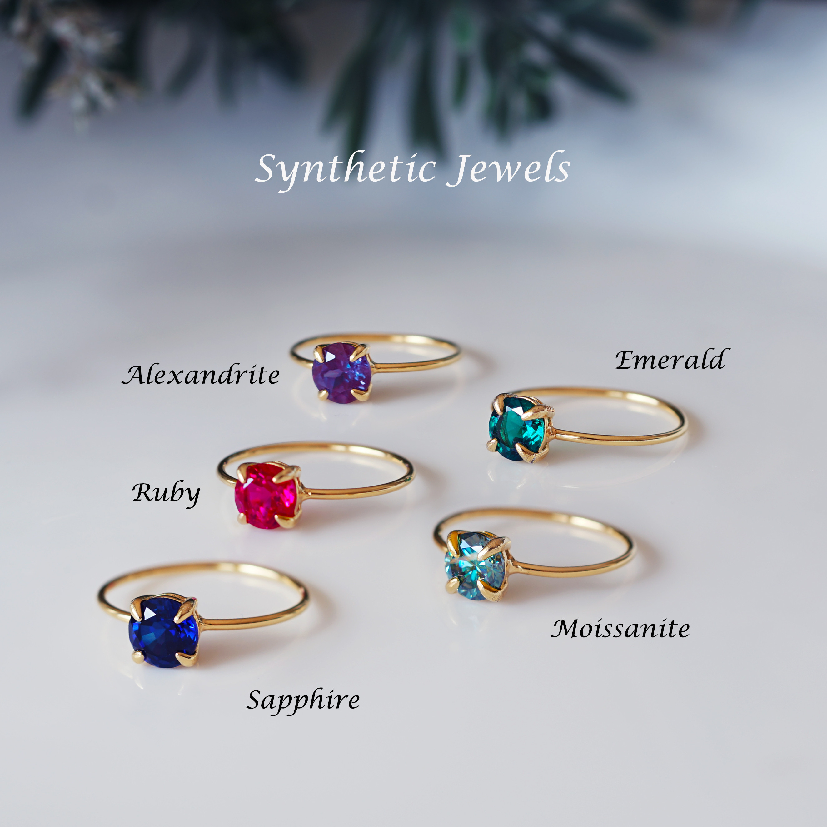 大粒！シンセティックエメラルドの一粒リング　～Synsetic Emerald