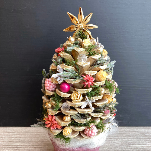 一点物【クリスマス】木の実とヒムロスギのクリスマスツリー