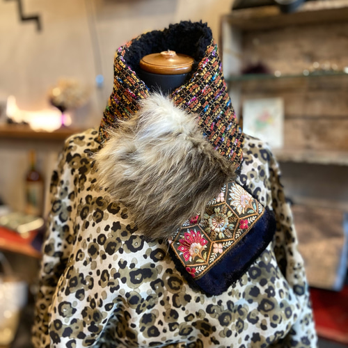 アクセサリー感覚の上品マフラー♪インド刺繍リボン＊ミックスツイード