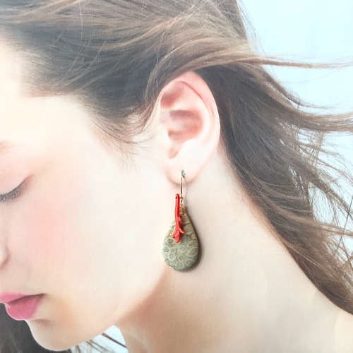 K14gf】フォッシルコーラルと天然珊瑚のピアス(イヤリング) ピアス