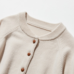 ★現貨★ 簡約設計，經久耐穿。羊毛開襟衫，100%羊毛，米色，241029-1 第2張的照片