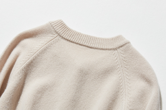 ★現貨★ 簡約設計，經久耐穿。羊毛開襟衫，100%羊毛，米色，241029-1 第7張的照片