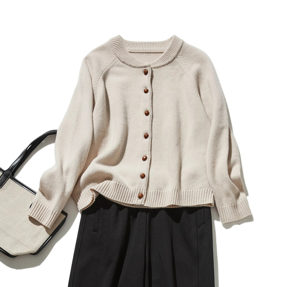 ★現貨★ 簡約設計，經久耐穿。羊毛開襟衫，100%羊毛，米色，241029-1 第1張的照片
