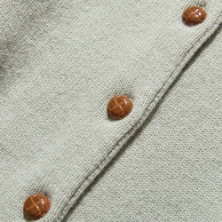 簡約耐穿的羊毛開襟衫，100% 羊毛，鼠尾草綠（241029-2）。 第5張的照片