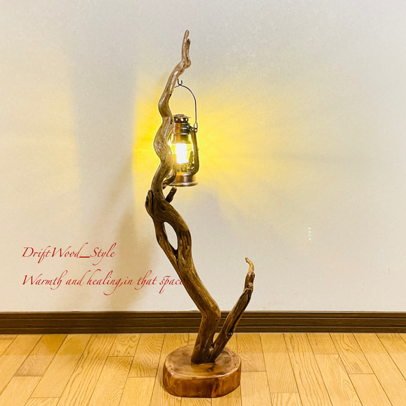 流木インテリア 芸術的にうねる枝の流木スタンド ランタンやエアプラントを飾れる置物 北欧 照明 木材 癒し N56 12枚目の画像