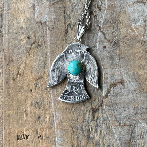 ヴィンテージ風　銀貨で作ったサンダーバード＋ターコイズネックレスクウォーターダラー 4枚目の画像