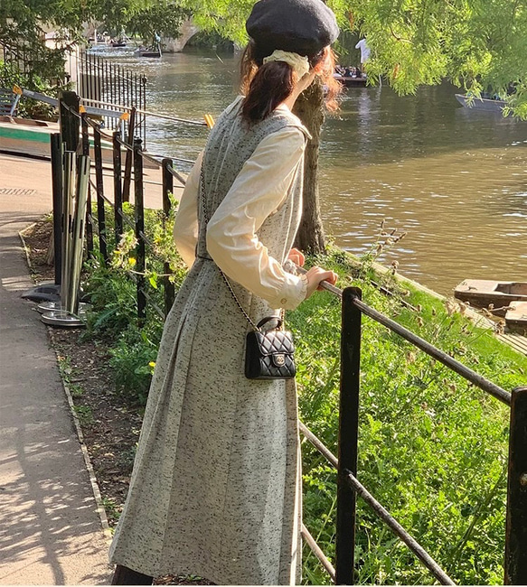 2色　Aラインタック付きジャンパースカート　薔薇付きウエストリボン【春秋冬】グレー/ブラウン 14枚目の画像