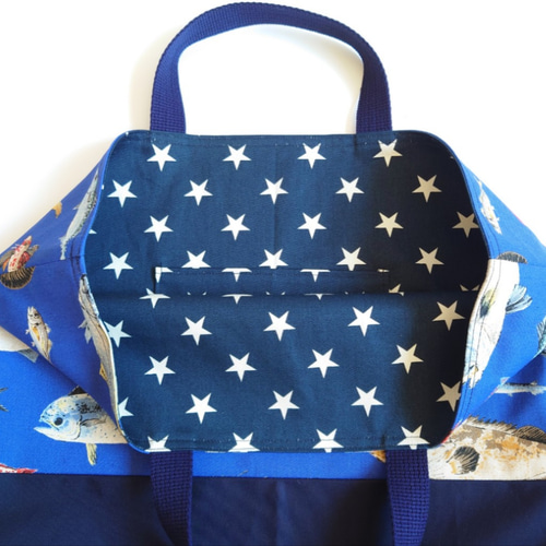 ♬95　0x0さまオーダー専用ハンドメイド☆いきいきと泳ぐ魚たちレッスンバッグ リバーシブル 魚 × 星 レッスンバッグ 手提げかばん トートバッグ 絵本