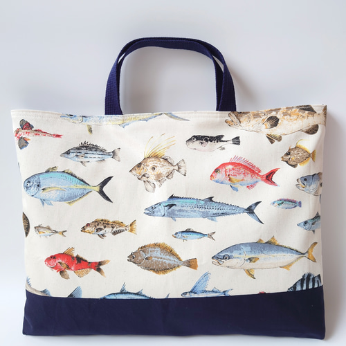 リバーシブル 魚 × 星 レッスンバッグ 手提げかばん トートバッグ 絵本 