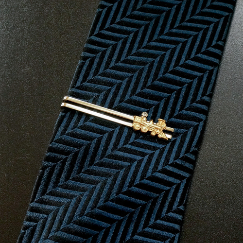 汽車 SL スワロフスキー USA製真鍮 ネクタイピン メール便送料無料