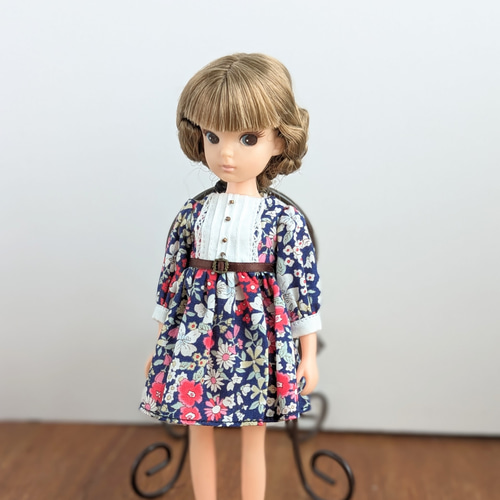 1279【復刻版初代リカちゃん】ブルーの花柄のワンピース※リカ