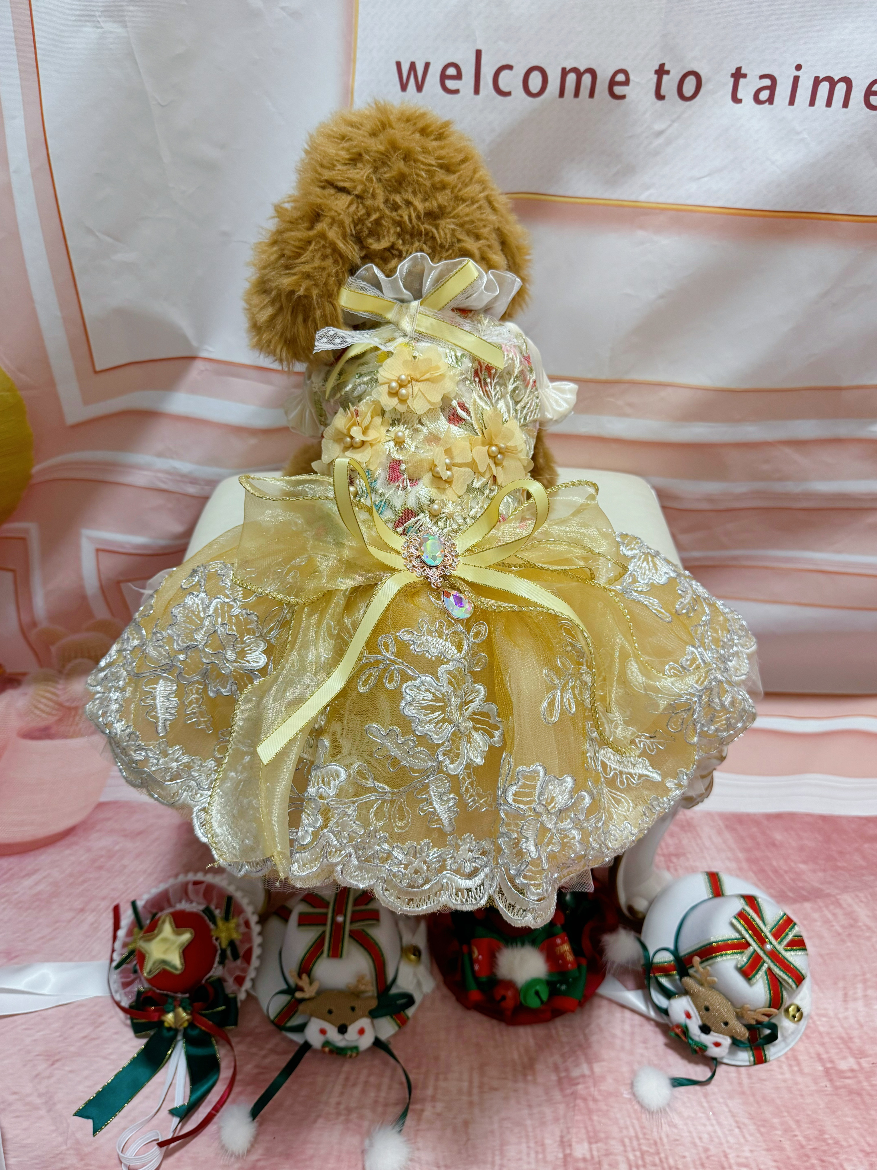 写真映え！Merry Xmas 犬猫うさちゃん服　即納OK!ゴールドのクリスマスドレス