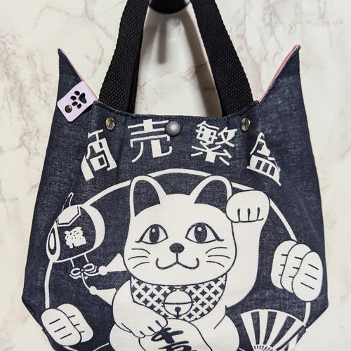 前掛け風レトロ✿にゃんこ型トートバッグ トートバッグ *Myu✿handmade 