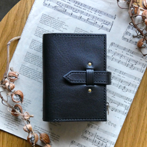 トラベラーズノートカバー／パスポートサイズ／革／黒 手帳カバー