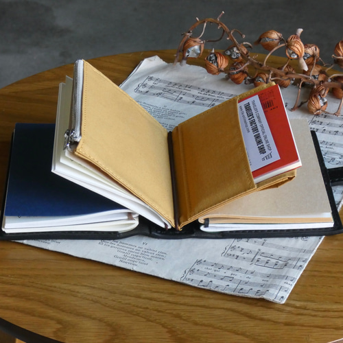 トラベラーズノートカバー／パスポートサイズ／革／黒 手帳カバー