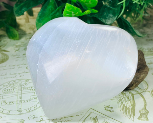 【聖母マリアのガラス】1点物☆特大・超透明セレナイト・プレート原石【透石膏】 聖母マリアのガラス✨ セレナイト 大 ホワイト 透石膏 ハート