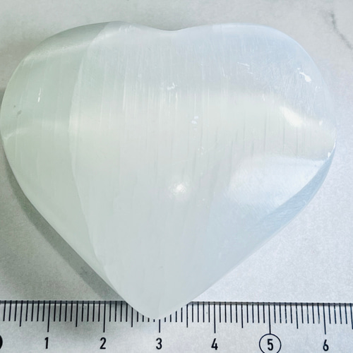 聖母マリアのガラス✨ セレナイト 大 ホワイト 透石膏 ハート