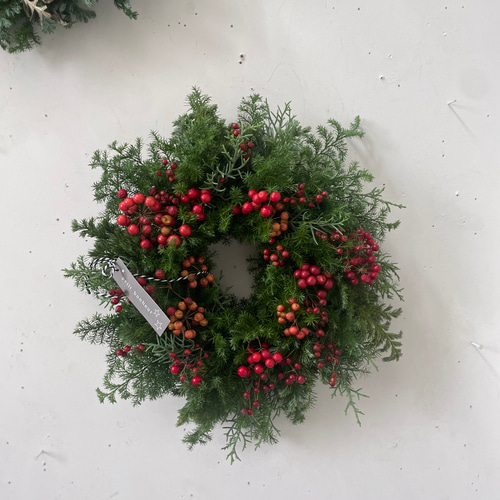 赤い実のフレッシュリース ✩.*˚ ウィンターリース コニファー