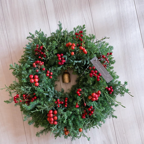 赤い実のフレッシュリース ✩.*˚ ウィンターリース コニファー