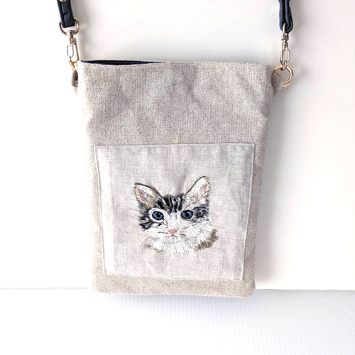 ネコ刺繍のショルダーバッグ ショルダーバッグ f-maman 通販