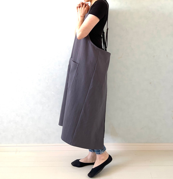 アジャスターで着心地満点！ラップ型エプロン ・グレイッシュパープル 8枚目の画像