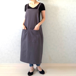 アジャスターで着心地満点！ラップ型エプロン ・グレイッシュパープル 3枚目の画像