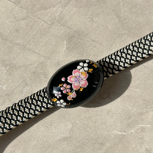 黒瑪瑙と桜の蒔絵、金箔の帯留め 24k 18k オニキス ポニーフック