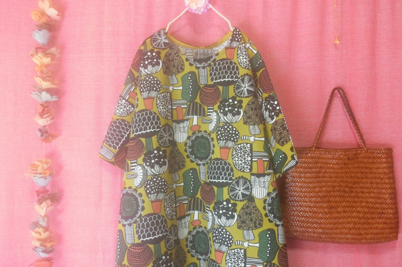 希少1970s1970年代ヴィンテージキノコ柄ワンピース_21 ◇sale◇ きのこ 北欧の森 ゆったりワンピース mustard ワンピース