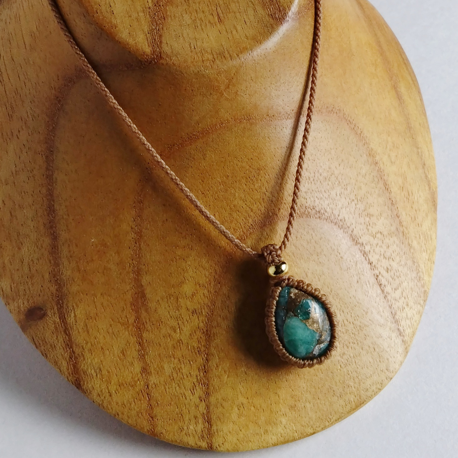 コッパーアマゾナイト マクラメネックレス