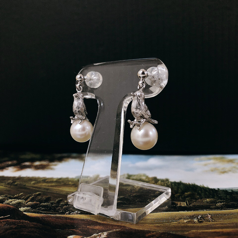 動物モチーフ  小鳥が遊ぶ パールのピアス ✧silver