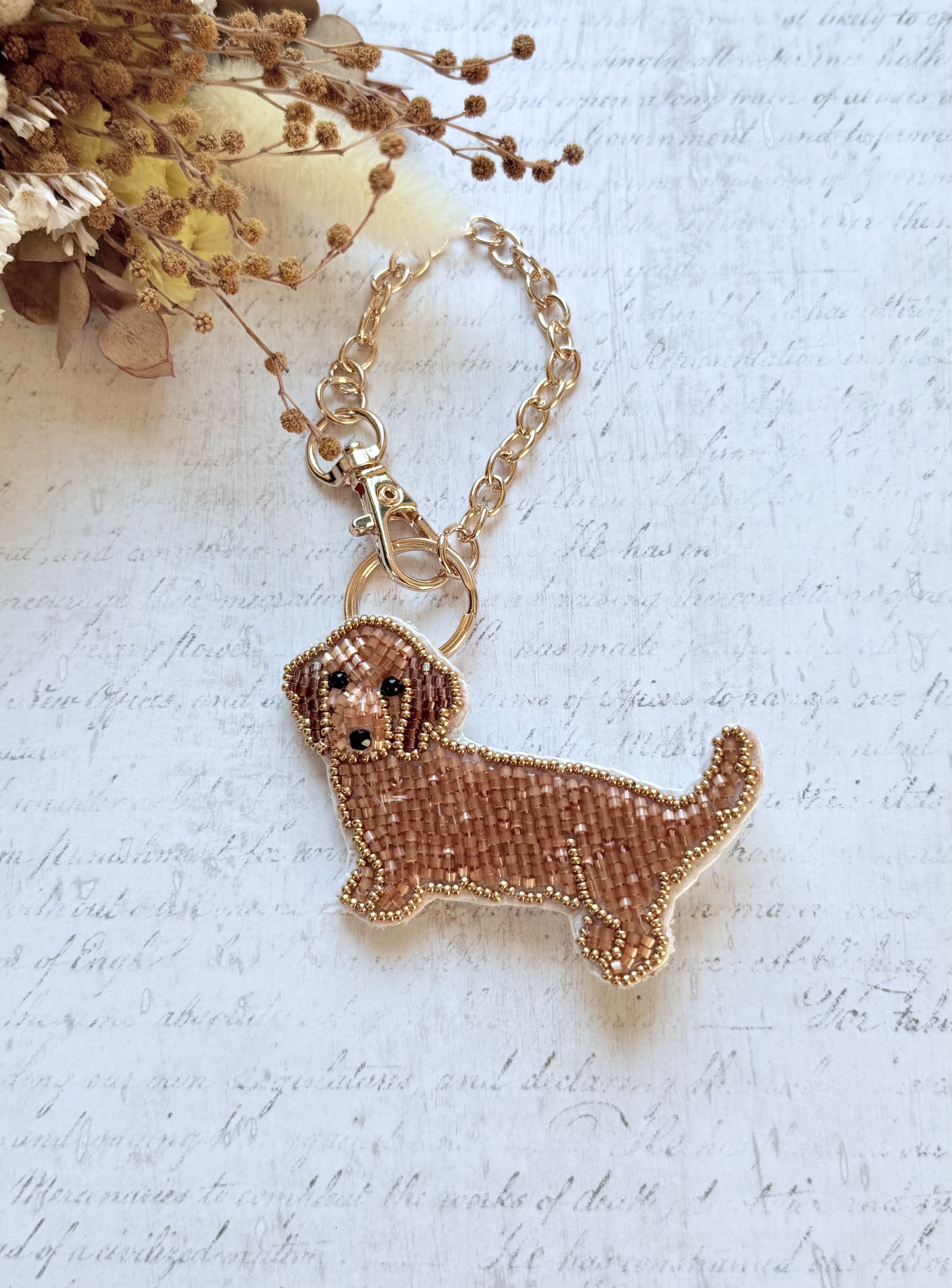 2way】ビーズ刺繍のうちの子ブローチ、バッグチャーム・ミニチュア