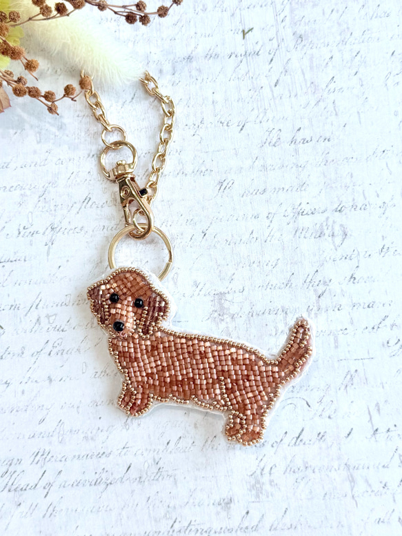 2way】ビーズ刺繍のうちの子ブローチ、バッグチャーム・ミニチュア