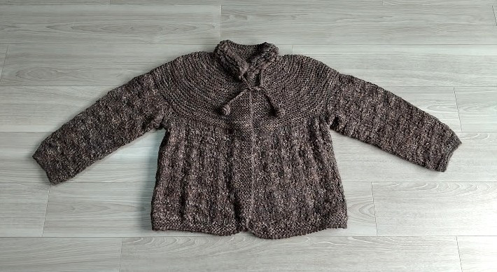 ブラウン系　キラキラ半コート