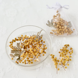 お花の刺繍ポーチサシェ（匂い袋）＊無農薬金木犀と天然成分100％精油