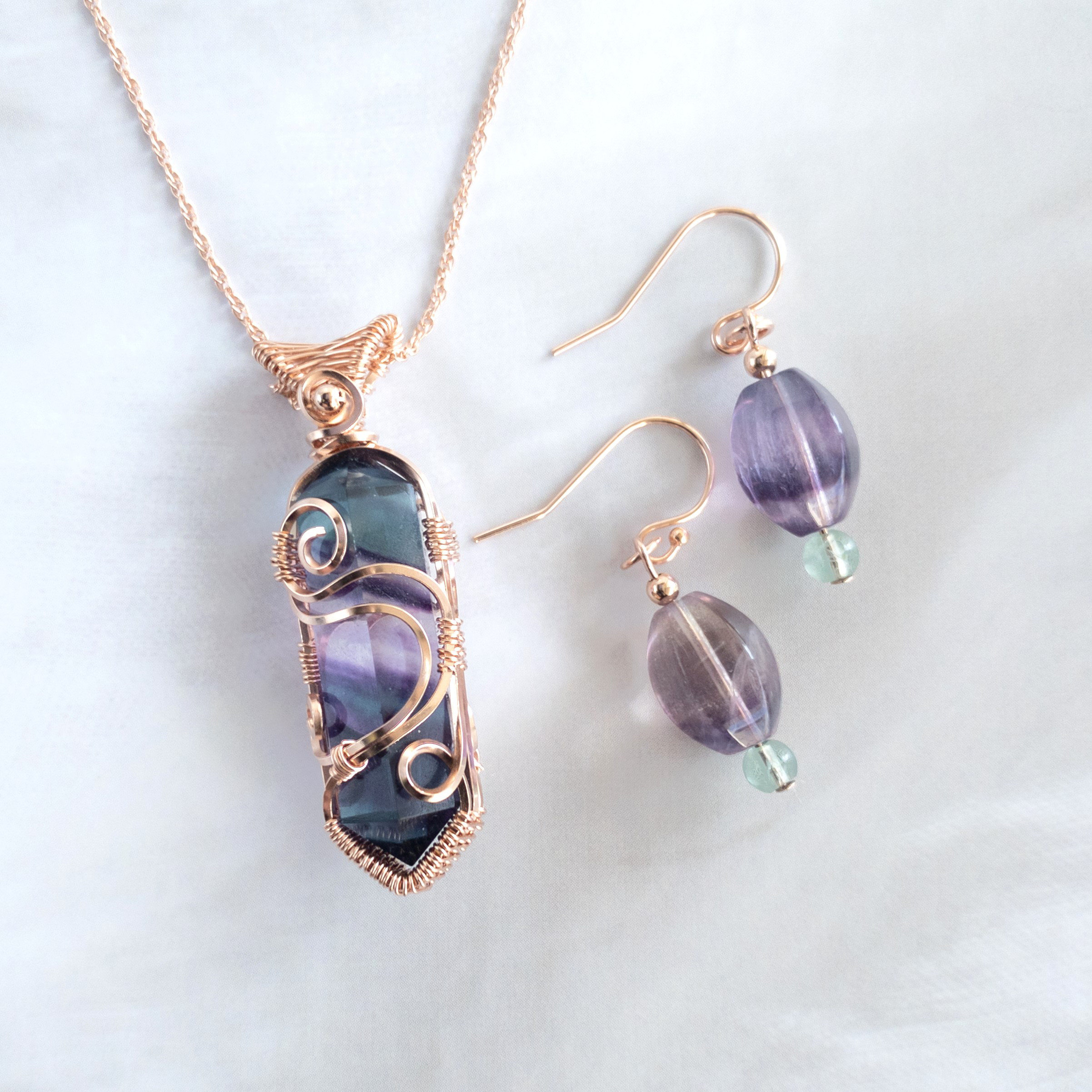 ＜フローライト＞アミュレット ペンダント（S size）14kgf （ローズゴールド）&ピアス セット