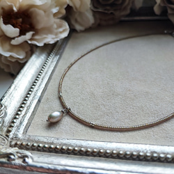 シルバーグレー色淡水パールの上品なチョーカーネックレス 9枚目の画像