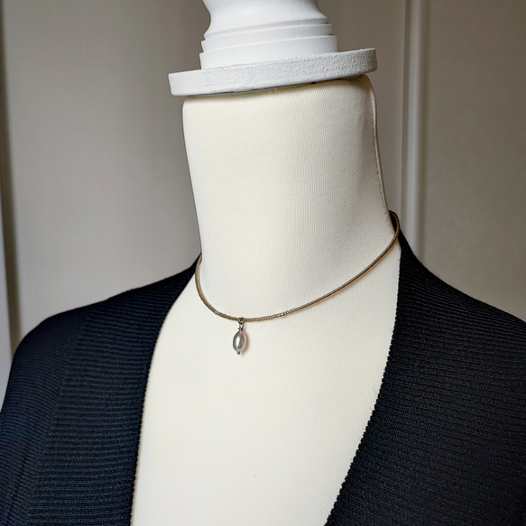 シルバーグレー色淡水パールの上品なチョーカーネックレス 11枚目の画像