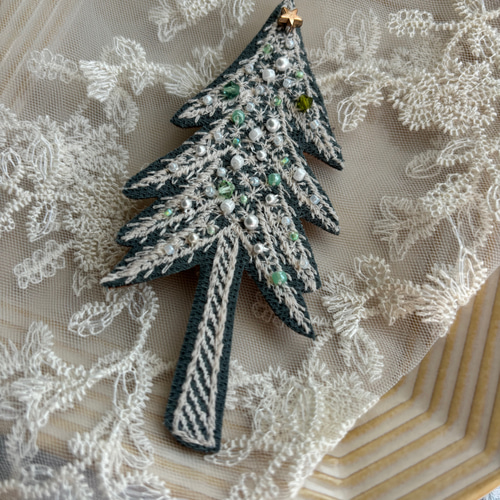 ☆ お花のパッチン♪ Skip ☆ ミナペルホネン