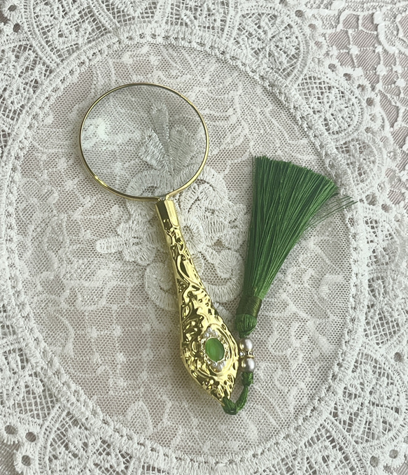 ジュエリールーペ　おしゃれ　ルーペ　エレガント　拡大鏡　アンティーク　ビジュー  パール　ハンドルーペ　金色　銀色 4枚目の画像