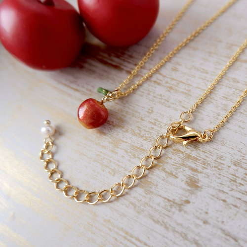 花付き！大人のちっちゃな林檎イヤリング、ピアス&ネックレスセット